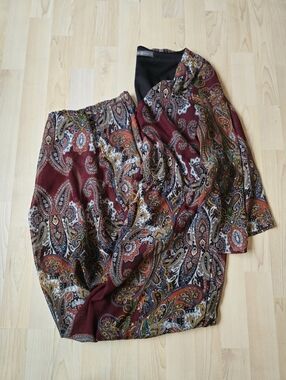 Signature Collection Bell Sleeve Paisley Print Long Dress With Slit Size Medium